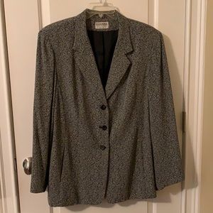 Gianni Woman size 20 gorgeous blazer